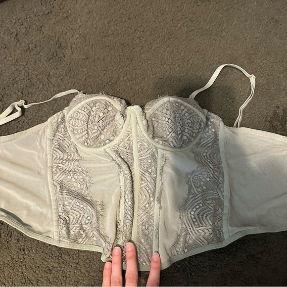 I'm about to move into a new apt, I have so much to go & more to come! - Picture 13 of 16